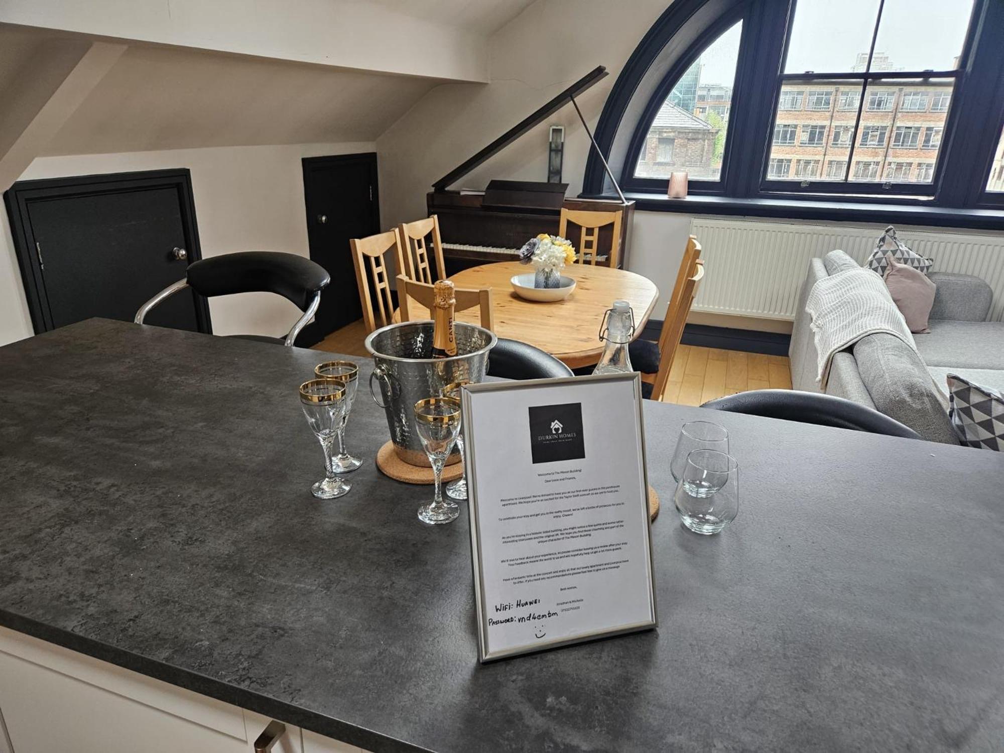 2 Bedroom City Centre Penthouse Loft Apartment Liverpool Exteriér fotografie